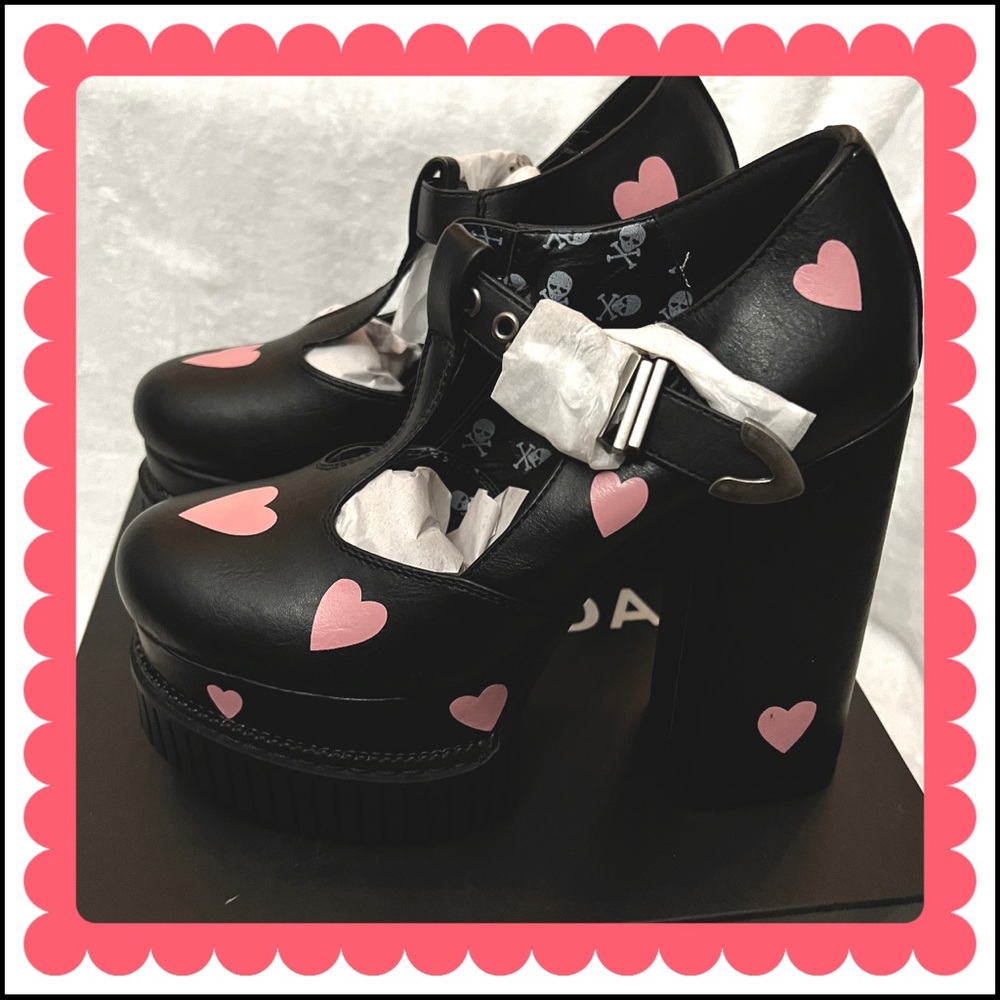 Dolls Kill Distant Lovers Platform Heels / Heart Platforms - NEW!